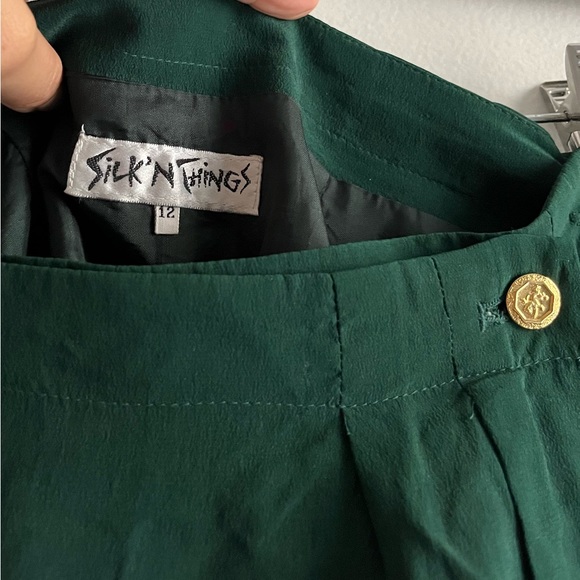 80s Vintage 100% silk knee length skirt Emerald Green - Picture 5 of 7